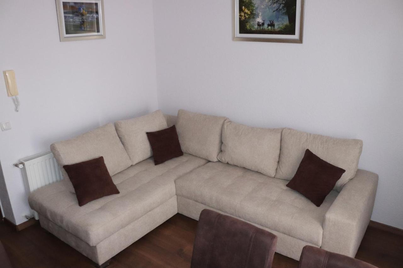 Liget Apartmanhaz Kehidakustany Exterior photo